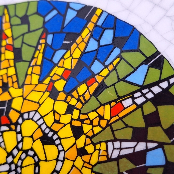 Serran Ventura Gaudi Faux Mosaic Plate - Picture 13 of 15